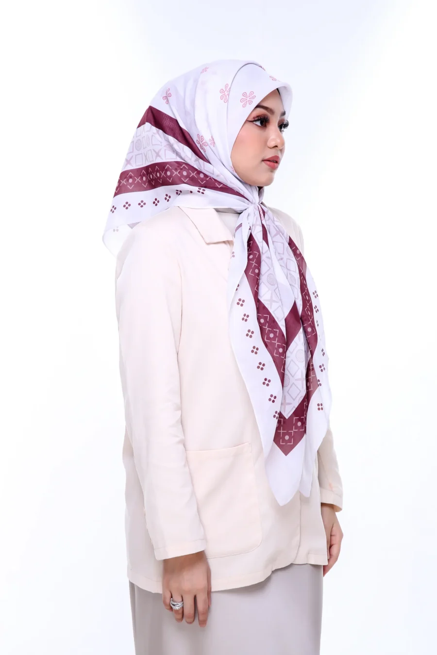 Tudung Bawal Terra 45" | Mocha Cotton Bawal - Image 2